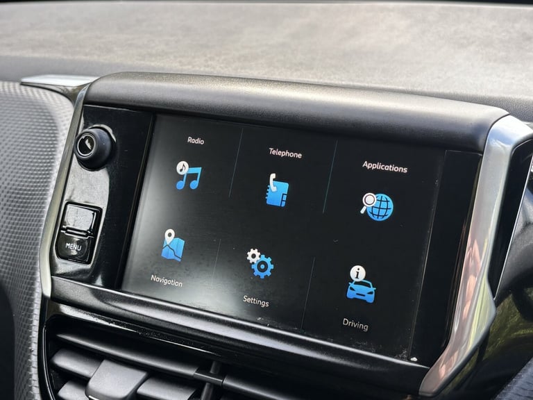 PEUGEOT 208 1.2 PureTech Active 2018