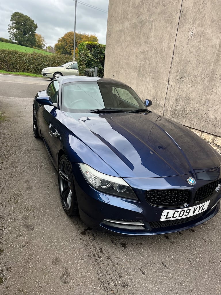 BMW, Z4, Convertible, 2009, Manual, 2497(cc), 2 doors open to offers 