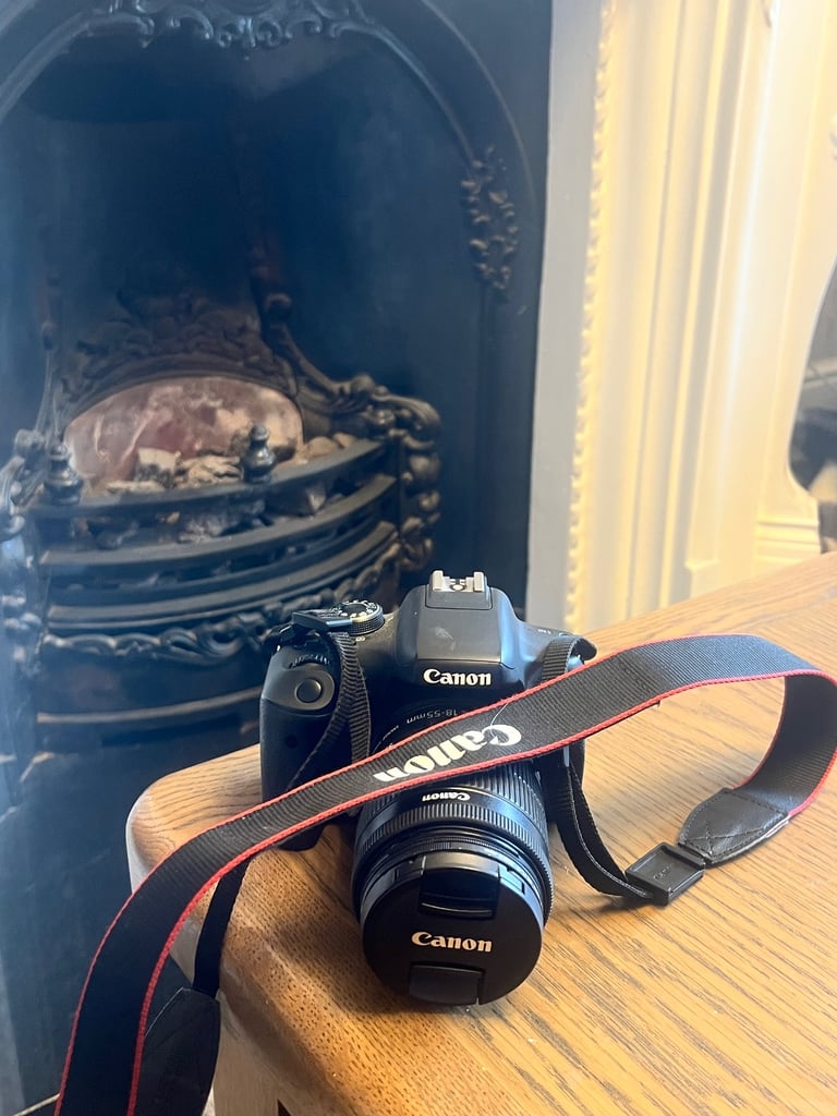 Canon EDS 750D Camera