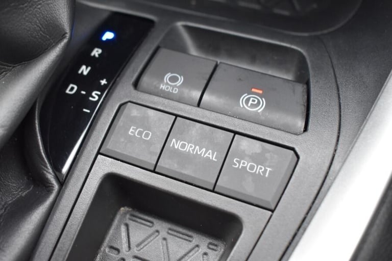 2022 Toyota RAV4 2.5 Vvt Hybrid Gpf Design Suv 5dr Petrol CVT Euro 6 (s/s) (218 Ps) ESTATE Petrol...