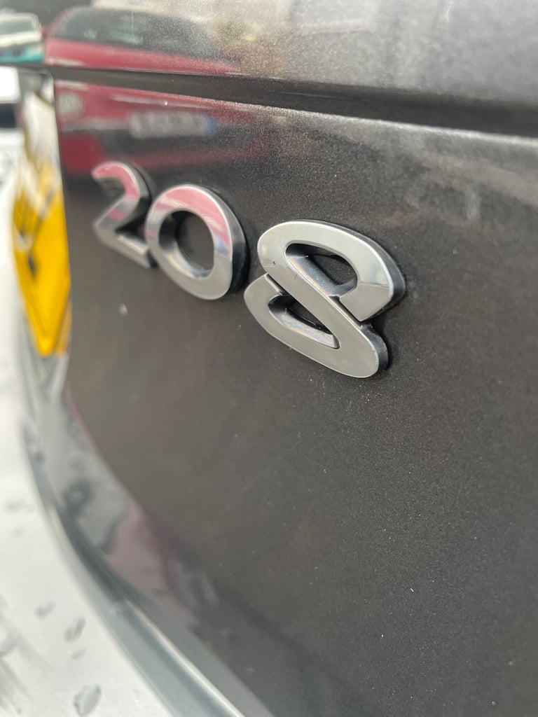 2015 Peugeot 208 1.2 VTi Style 3dr HATCHBACK Petrol Manual