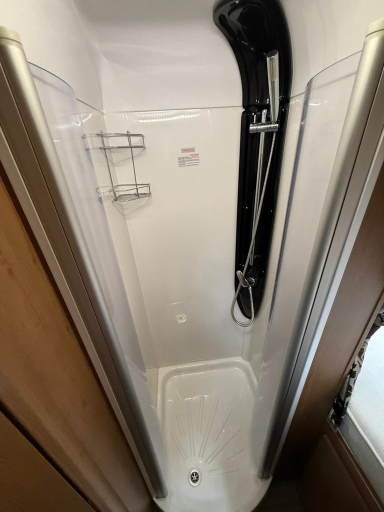 AUTOMATIC FIAT AUTO TRAIL FRONTIER CH-TA - 6 BERTH MOTORHOME