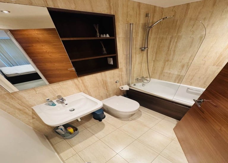 2Bed 2Bath 1st floor flat to rent in Stanmore - Henry Court