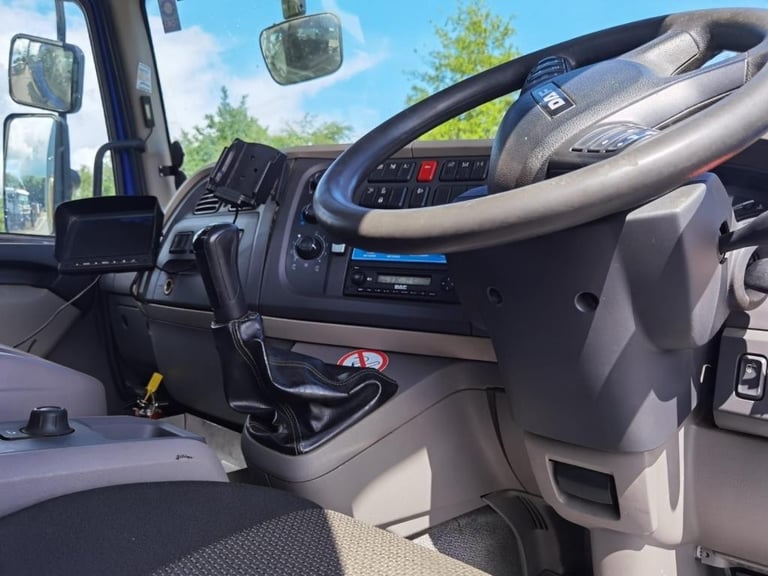 2016  DAF LF 250 EURO 6, 18 TON GROSS 4X2 with 19 1/2 Ft Dropside Body