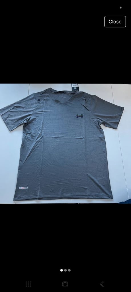 Mens under armour tshirt