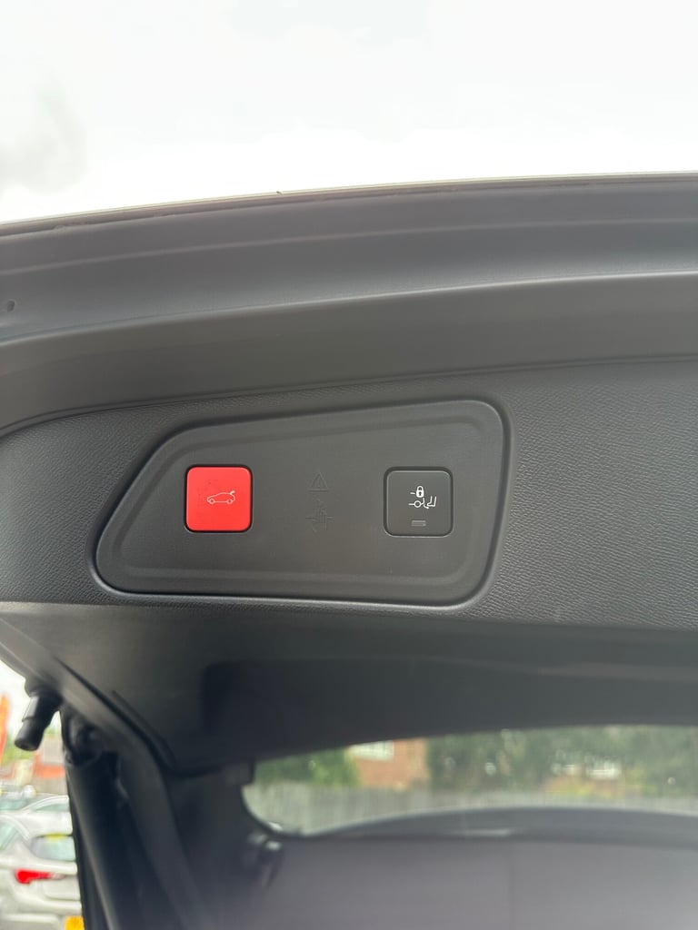 2021 Peugeot 3008 1.6 Hybrid 225 GT Premium 5dr e-EAT8 HATCHBACK Petrol Parallel Phev Manual