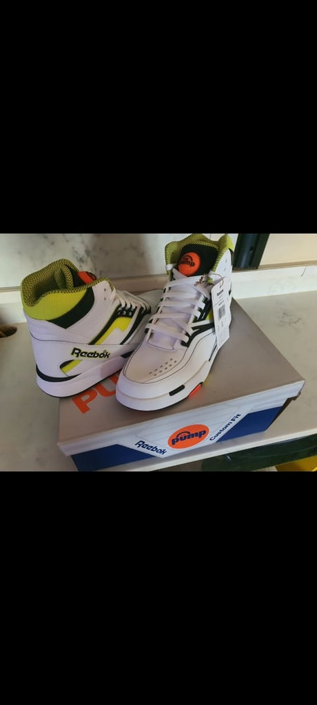 image for Mens Reebok omni pump trainers new in box with tags size 8.