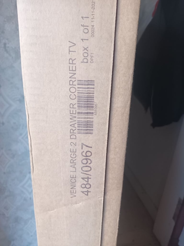 Large corner tv unit 