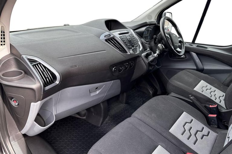 2018 Ford Transit Custom 2.0 TDCi 130ps Low Roof Limited Van PANEL VAN DIESEL Manual