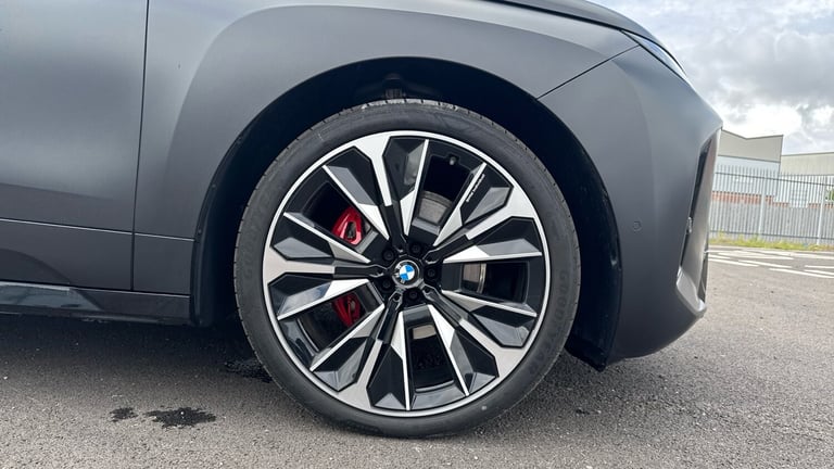 2025 BMW iX 300kW xDrive45 M Sport 101kWh 5dr Auto Electric Estate Estate Electric Automatic