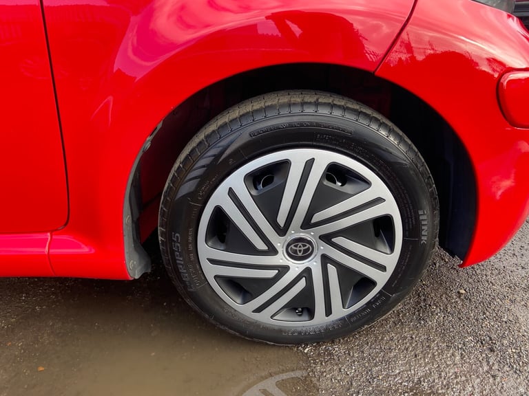 2009 Toyota Aygo 1.0 VVT-i + Hatchback 5dr Petrol Manual Euro 4 (67 bhp)