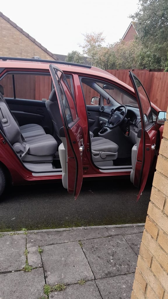 Kia, CARENS, MPV, 2008, Manual, 1991 (cc), 5 doors