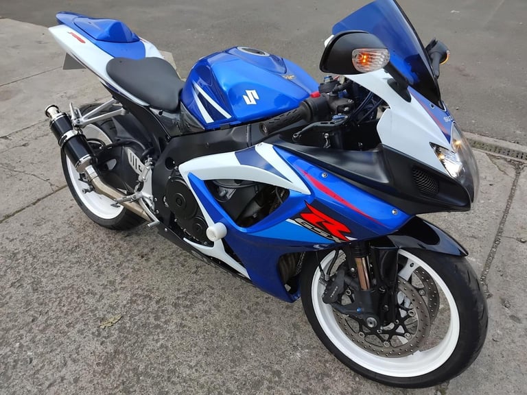 2007 07 SUZUKI GSXR 750 K7 GSXR750 CLEAN BLUE SPORT BIKE SUPER SPORT NEW MOT 