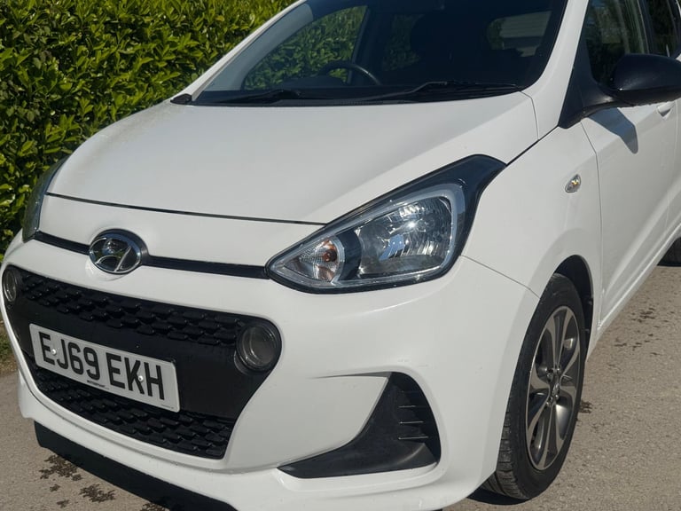 Hyundai i10 Play 1.0 Euro 6 5dr 2019 (69) Only 47K Ideal 1st Car