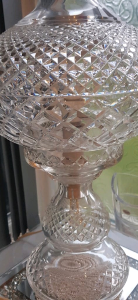 REDUCED Stunning Waterford Crystal Innishmaan lamp
