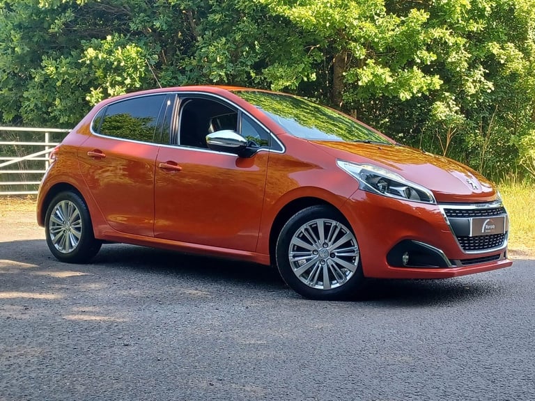 image for 2017 Peugeot 208 1.2 PureTech Allure Euro 6 (s/s) 5dr HATCHBACK Petrol Manual