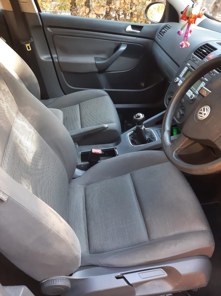 Volkswagen, GOLF, 1.6 Manual, 5 doors - Image 6