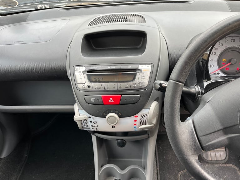 Citroen, C1, Hatchback, 2010, Manual, 998 (cc), 3 doors