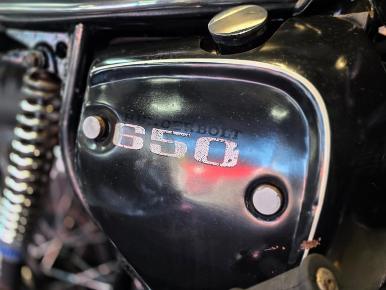 1969 BSA THUNDERBOLT 650 GARRARD WATSONIAN SIDECAR BARN FIND