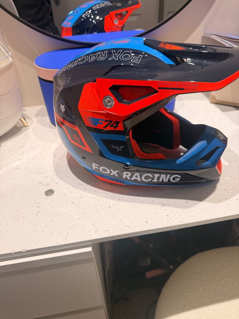 Fox v1 yth large race spec helmet