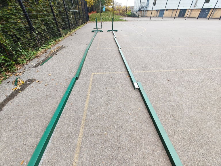 Tennis posts Vermont and Harris 