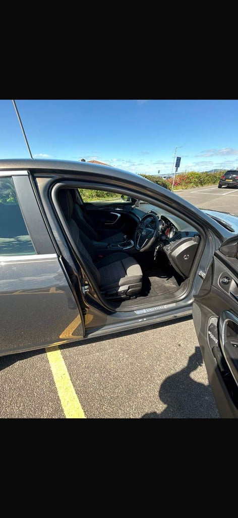 Vauxhall, INSIGNIA, Hatchback, 2013, Manual, 1956 (cc), 5 doors