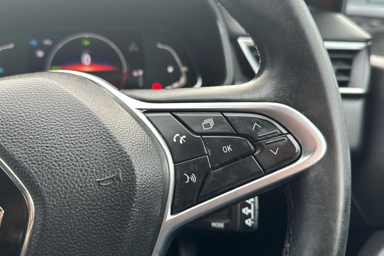  Renault Clio 1.6 E Tech Evolution Hatchback 5dr Petrol Hybrid Auto Euro 6 s/s