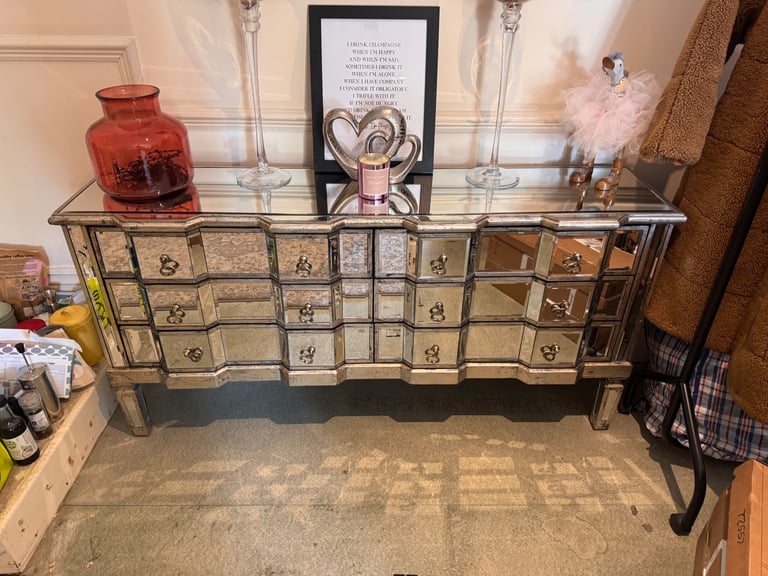 image for Mirrored Sudeboard with 6 large drawers 
