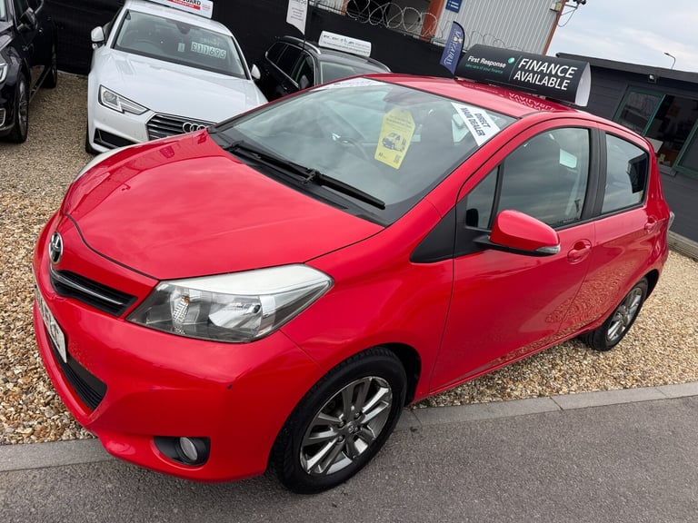 2014 Toyota Yaris 1.33 VVT-i Icon+ 5dr HATCHBACK Petrol Manual