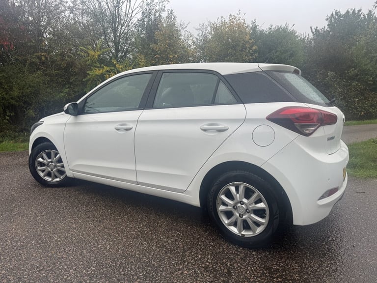 HYUNDAI I20 1.2 SE 2017