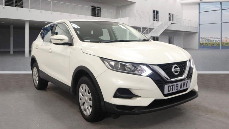 image for 2019 Nissan Qashqai 1.3 DIG-T Visia Euro 6 (s/s) 5dr HATCHBACK Petrol Manual