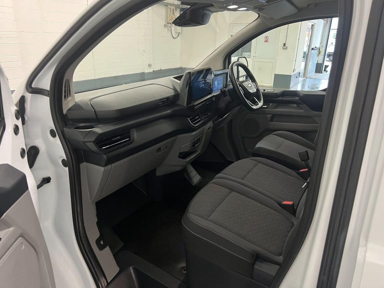2024 Ford Transit Custom 2.0 300 EcoBlue Limited Auto L2 H1 Euro 6 (s/s) 5dr Panel Van Diesel Aut...