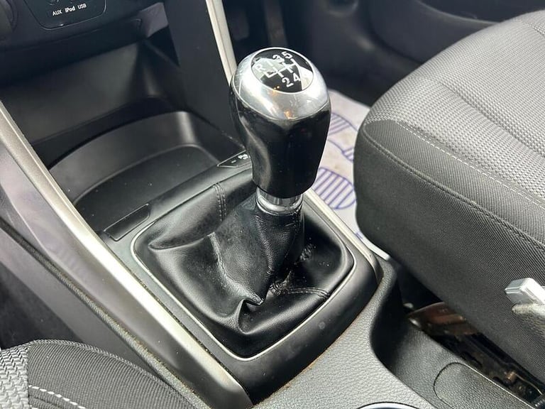 2015 Hyundai i30 1.6 CRDi Blue Drive SE Hatchback 5dr Diesel Manual Euro 6 (s/s) (110 ps) Hatchba...