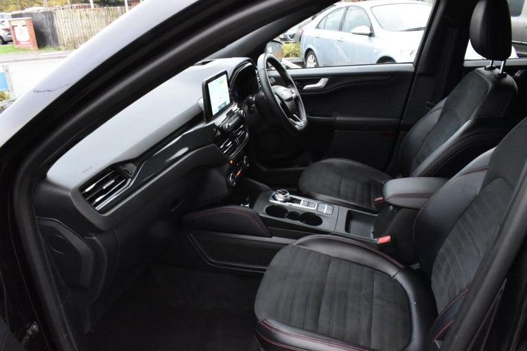 2020 Ford Kuga 2.5 EcoBoost Duratec 14.4kWh ST-Line First Edition CVT Euro 6