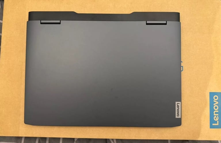 Lenovo Ideapad Gaming 3 -  i5-12450H RTX 3050 512GB SSD M.2 16GB RAM ALMOST NEW