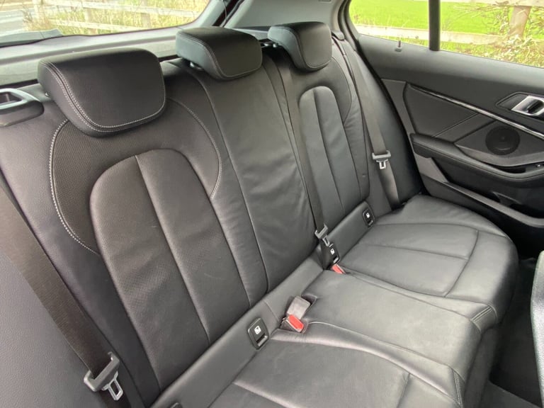 2021 BMW 1 Series 118i Sport Auto 5dr - Virtual Cockpit &amp; Apple CarPlay &amp; Heated Seats HA...