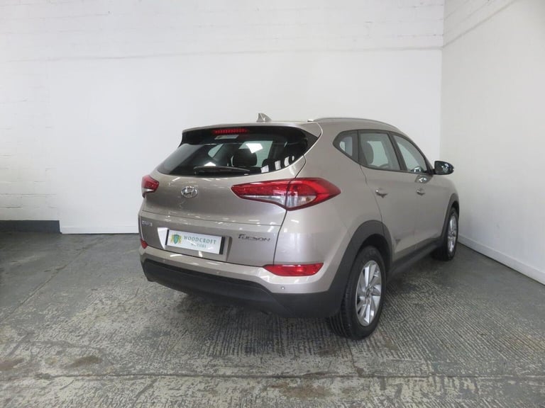 HYUNDAI TUCSON 1.7 CRDi Blue Drive SE Euro 6 (s/s) 5dr 2016