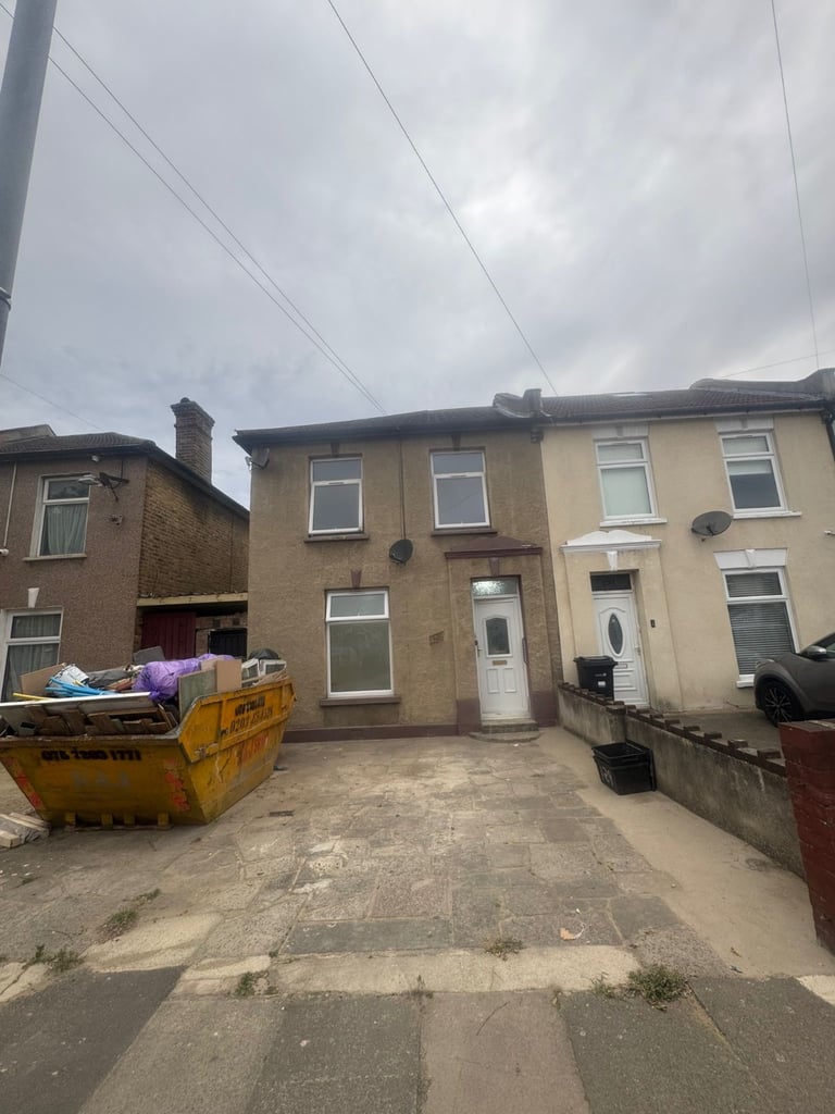 4 bed | IG3 8LB | £2400 | DSS Accepted
