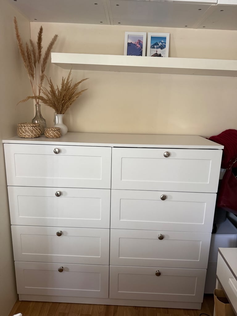 image for Chest of drawers