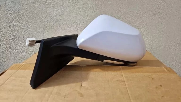 Toyota Prius 2016-2022 Passenger Side Mirror Auto Folding