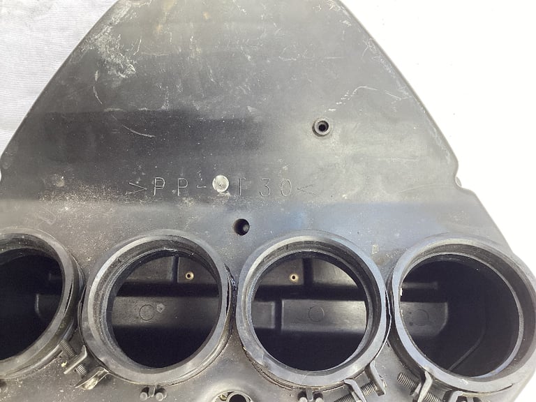 Yamaha R1 4xv airbox 