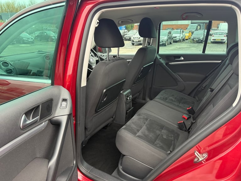 2016 Volkswagen Tiguan 2.0 TDi BlueMotion Tech Match Edition 150 5dr ESTATE Diesel Manual