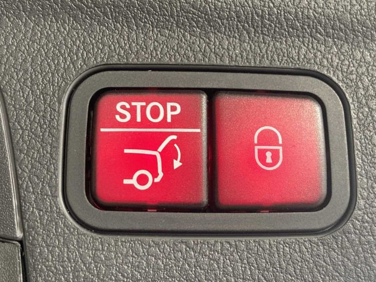 2024 Mercedes-Benz GLE 400e 4Matic Urban Edition 5dr 9G-Tronic SUV Plug-In Hy Automatic