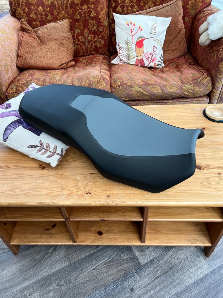 BMW F850GS comfort seat