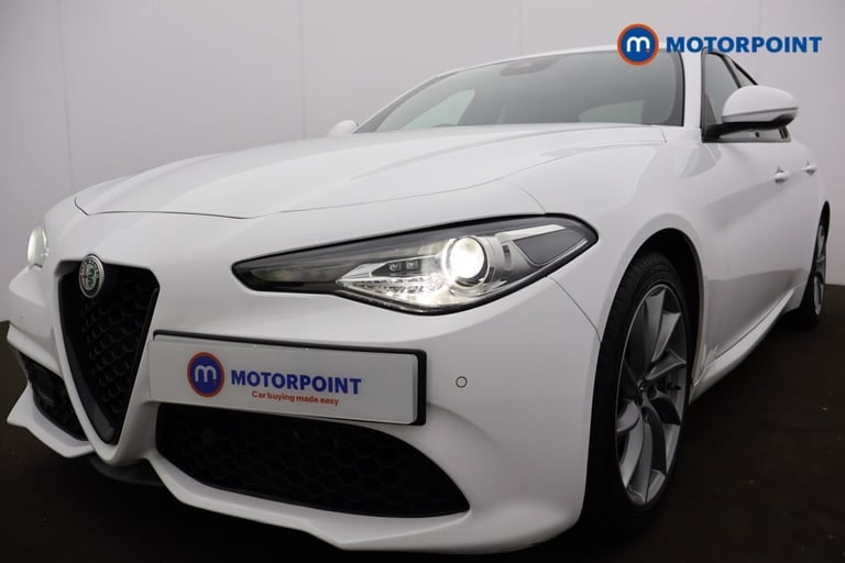 2022 Alfa Romeo Giulia 2.0 TB Sprint 4dr Auto Saloon Petrol Automatic