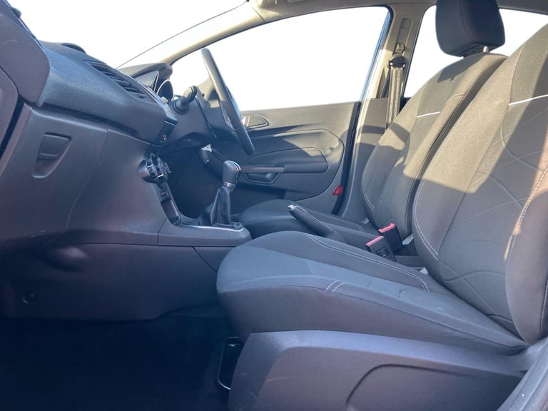 2015 Ford Fiesta 1.5 TDCi Style 5dr Hatchback Diesel Manual