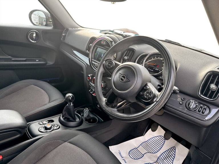2020 MINI Countryman 1.5 Cooper Classic 5dr HATCHBACK PETROL Manual