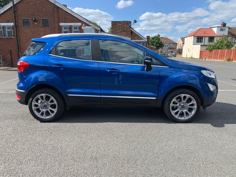 FORD ECOSPORT  1.0t  TITANIUM   6 SPEED  2018  NEW BELTS  NEW MOT  WARRANTY 