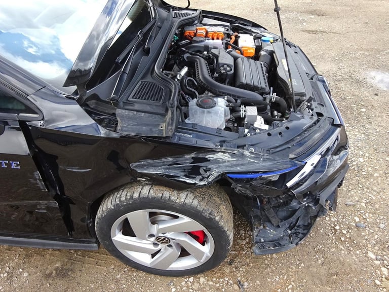 2024 74 REG VOLKSWAGEN GOLF GTE HYBRID AUTO DAMAGED REPAIRABLE SALVAGE