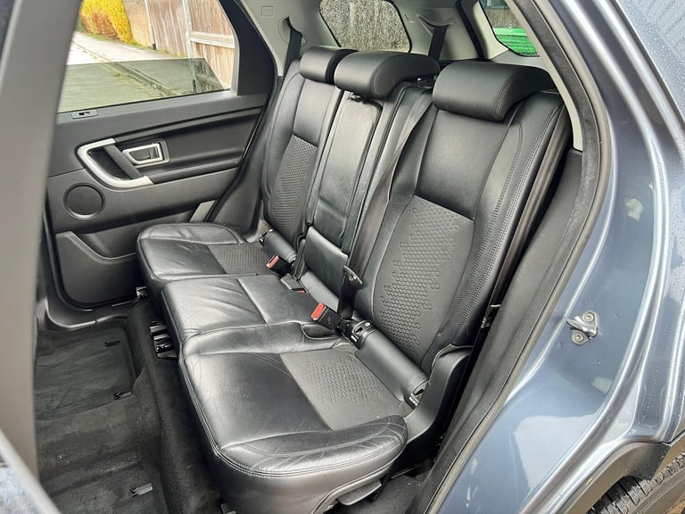 2017 Land Rover Discovery Sport 2.0 TD4 SE Tech Auto 4WD Euro 6 (s/s) 5dr ESTATE Diesel Automatic